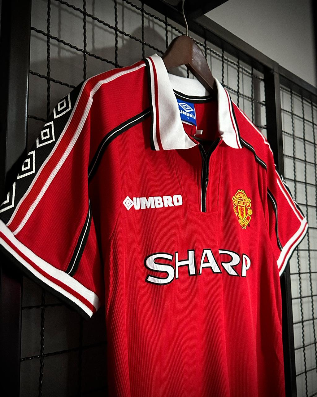 Manchester United Local 1998/99